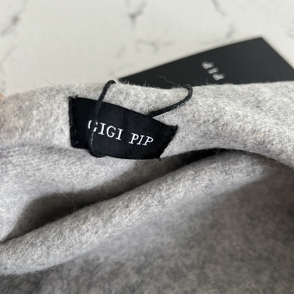 Gigi Pip Sophie Wool Beret in Heather Grey - Picture 3 of 6